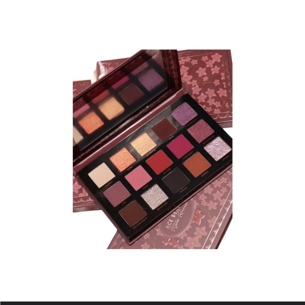 Ace Beaute Mystic Romance Eyeshadow Palette